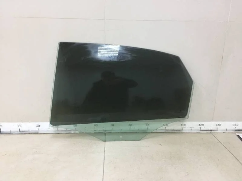 Стекло двери задней левой Volkswagen Polo (Sed RUS) 2011>