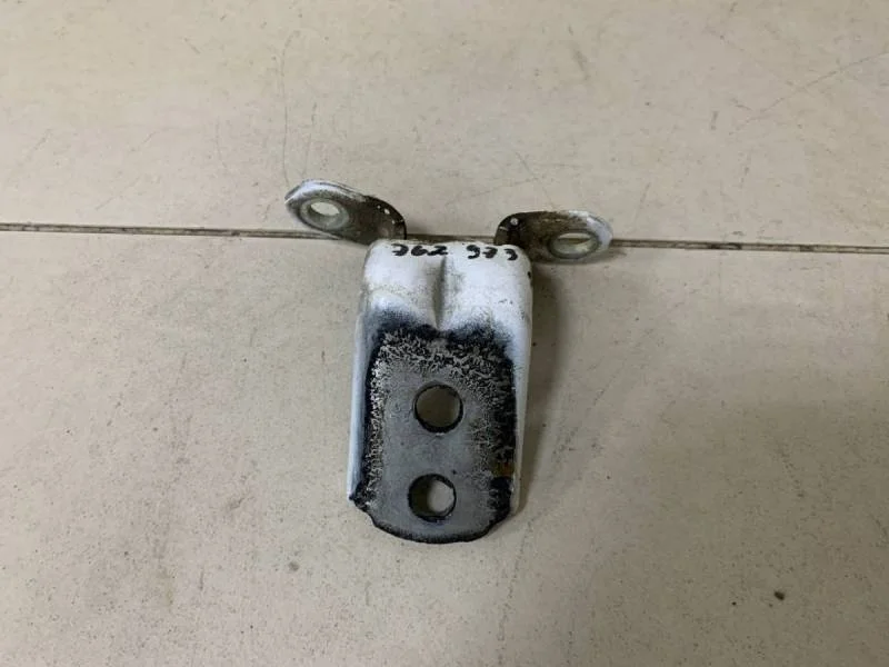 Петля двери Nissan Teana J32 2008-2013