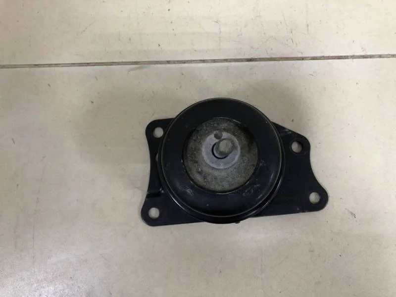 Опора двигателя правая Volkswagen Polo (Sed RUS) 2011>