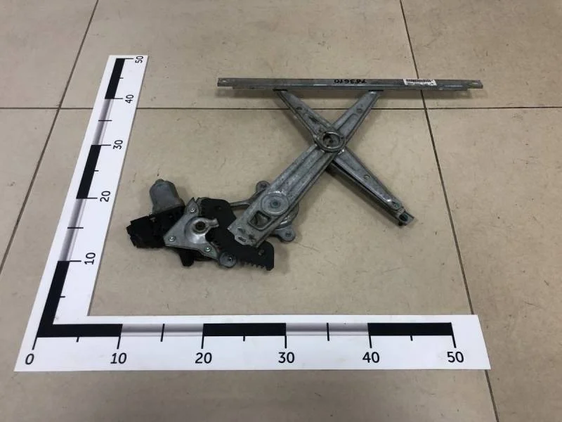 Стеклоподъемник электр. задний левый Nissan Teana J32 2008-2013