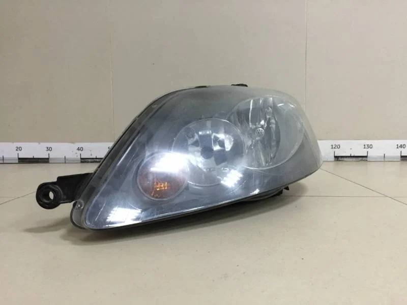 Фара левая Volkswagen Golf Plus 5 2005-2014