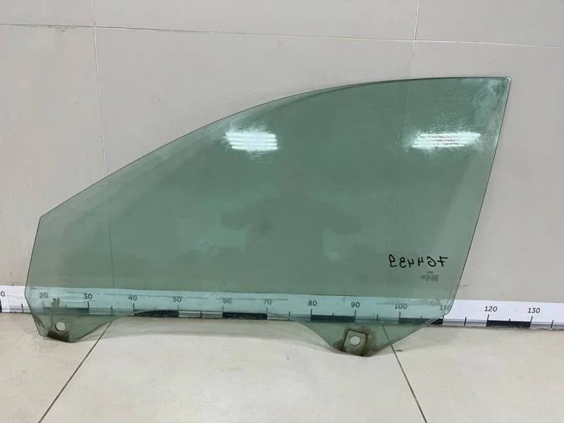 Стекло двери передней левой Audi A6 (C5) 1997-2005