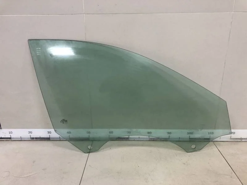 Стекло двери передней правой Audi A3 (8P) 2004-2013