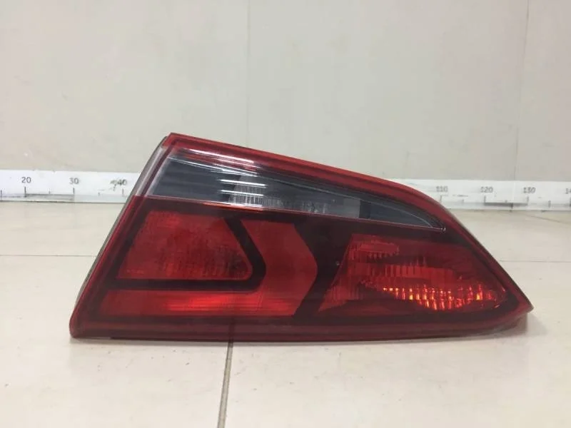 Фонарь задний внутренний правый Hyundai Solaris 2017>