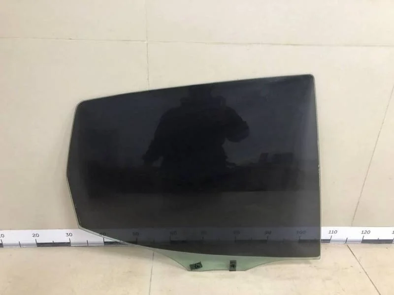 Стекло двери задней правой Mercedes-Benz A-Class (W168) 1997-2004