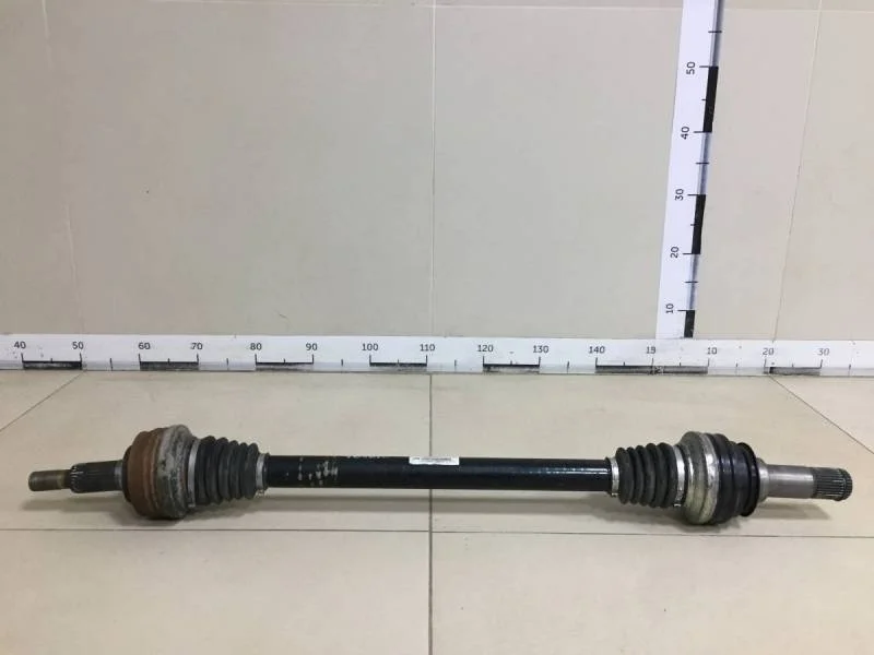 Полуось передняя правая Volkswagen Touareg (7P) 2010>