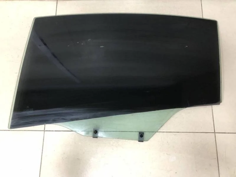 Стекло двери задней левой Citroen C4 2005-2011