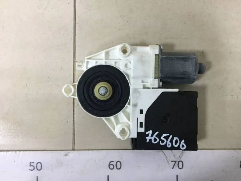 Моторчик стеклоподъемника Audi A3 (8P) 2004-2013