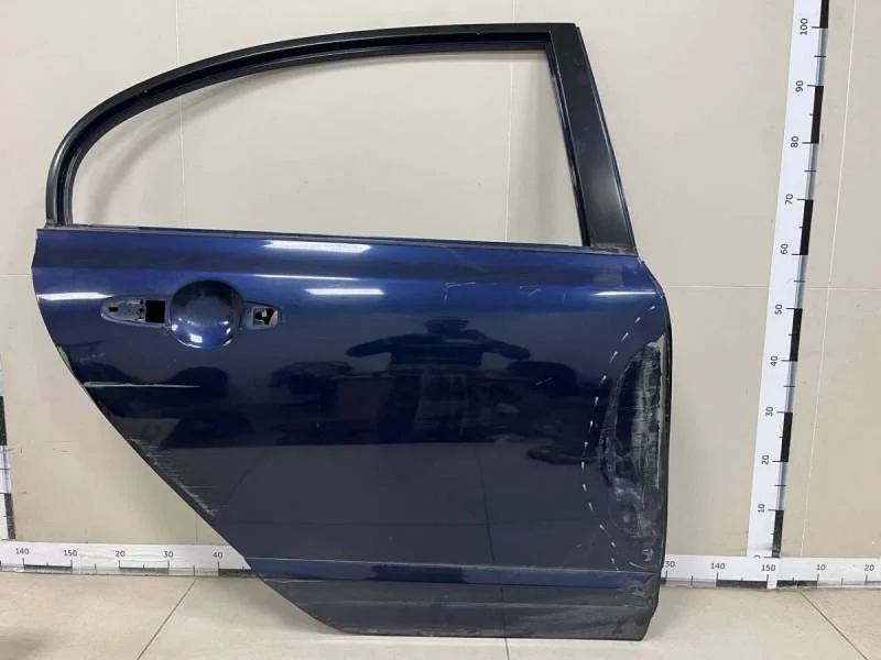 Дверь задняя правая Honda Civic 4D 2006-2012