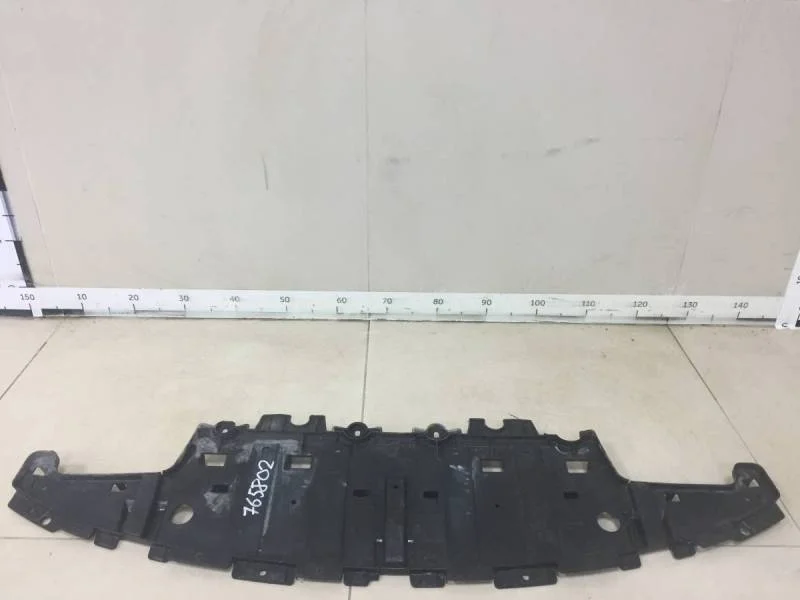 Пыльник двигателя центральный Opel Astra J 2010-2017