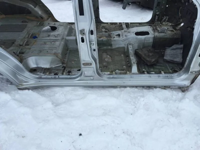 Порог со стойкой правый Mitsubishi Pajero/Montero Sport (KH) 2008-2015