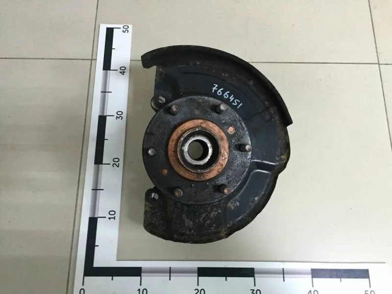 Кулак поворотный передний правый Mitsubishi Pajero/Montero Sport (KH) 2008-2015