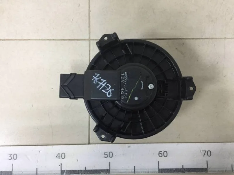 Моторчик отопителя Toyota Corolla E180 2013>