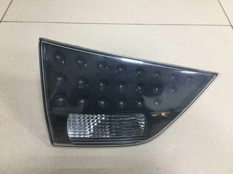 Фонарь задний внутренний левый Mitsubishi Outlander XL (CW) 2006-2012