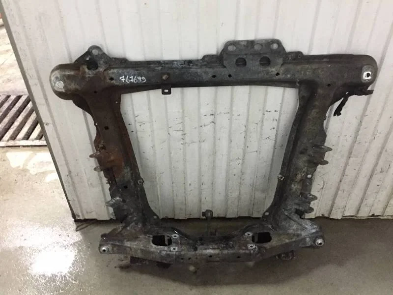 Балка подмоторная Renault Kangoo 2003-2008