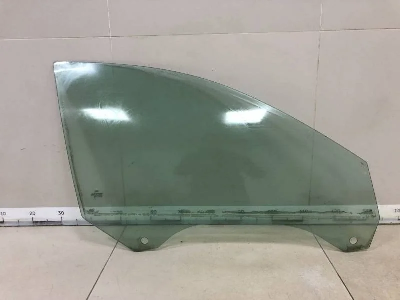 Стекло двери передней правой Audi A6 (C5) 1997-2005