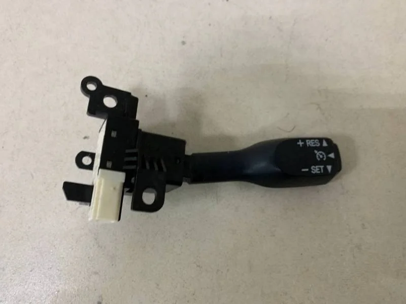 Переключатель круиз-контроля Toyota Auris (E150) 2006-2012