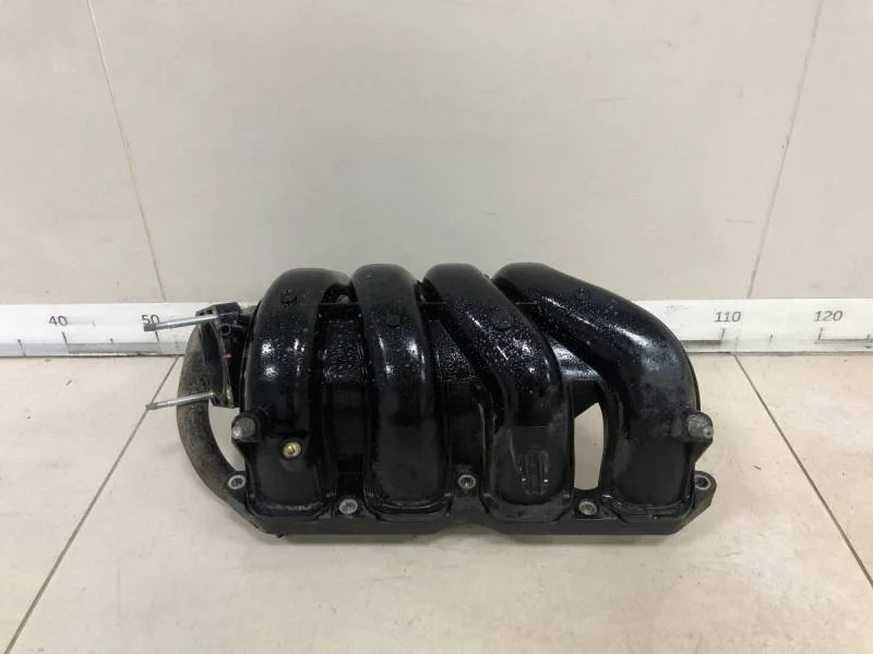 Коллектор впускной Toyota Auris (E150) 2006-2012