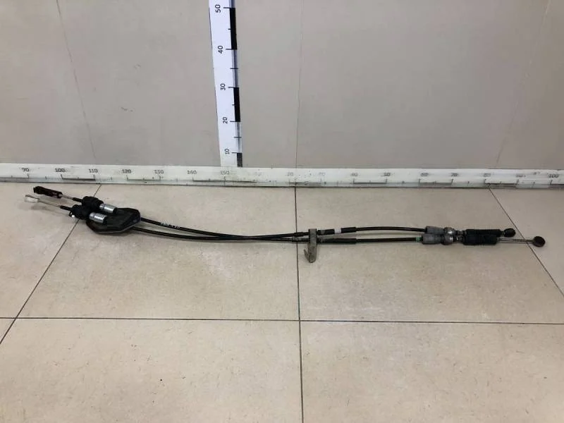 Трос КПП Toyota Auris (E150) 2006-2012