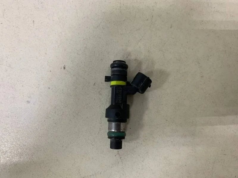 Форсунка инжекторная электрическая Nissan Qashqai (J10) 2006-2013