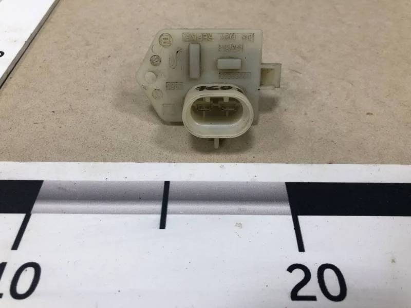 Резистор Opel Corsa (D) 2006-2015