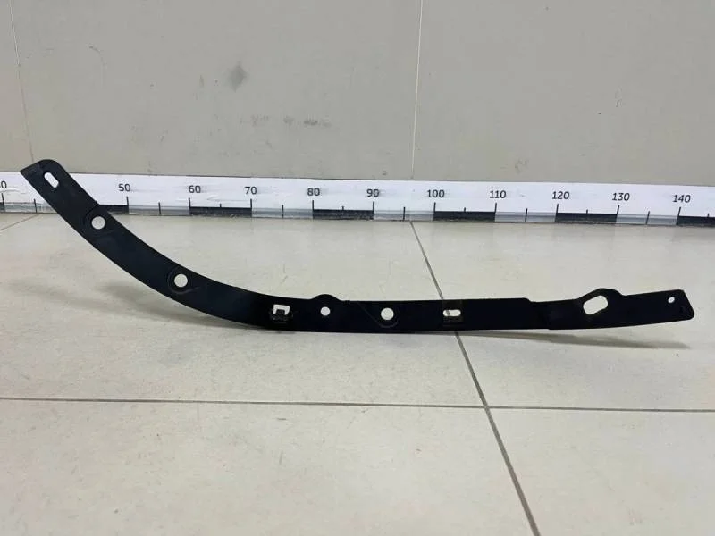 Спойлер переднего бампера правый Mazda Mazda 6 (GH) 2007-2012