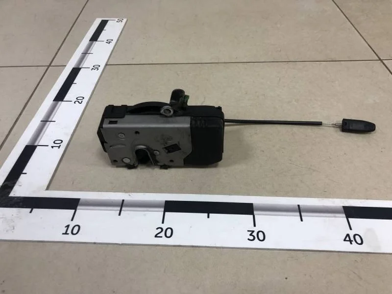 Замок двери передней левой Chevrolet Viva 2004-2008