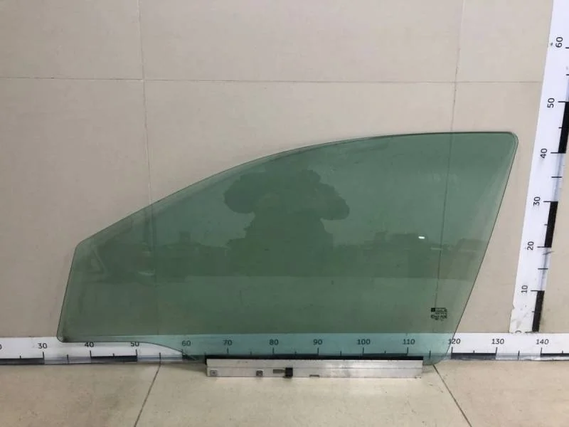 Стекло двери передней левой Opel Astra H / Family 2004-2015