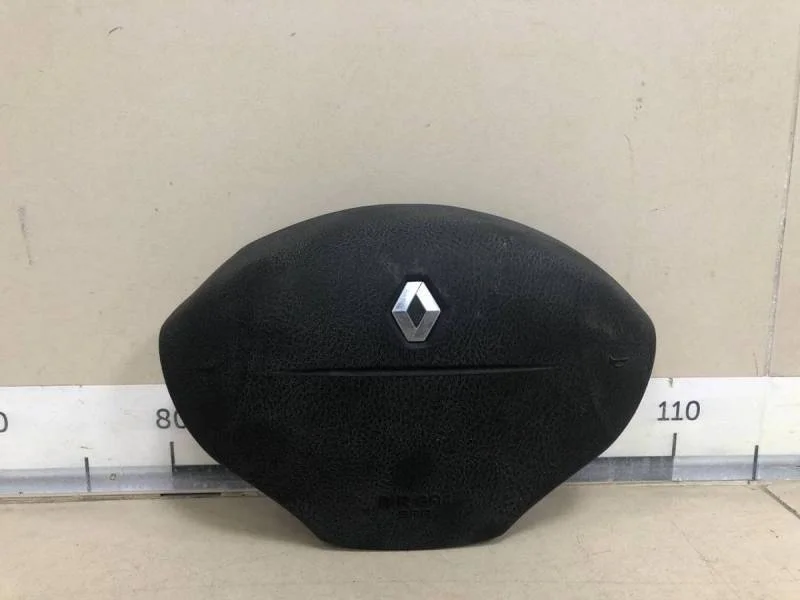 Подушка безопасности в рулевое колесо Renault Kangoo 2003-2008