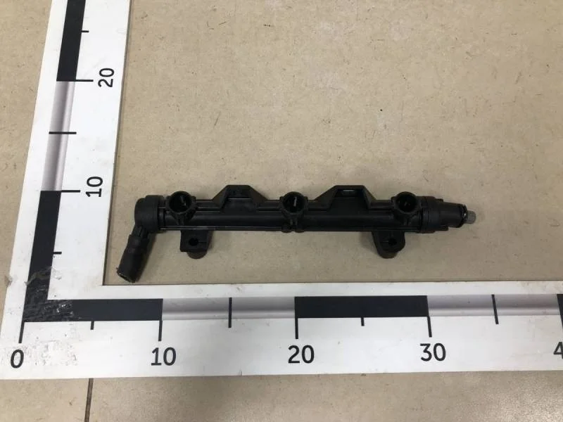 Рейка топливная (рампа) Skoda Fabia (6Y) 1999-2007