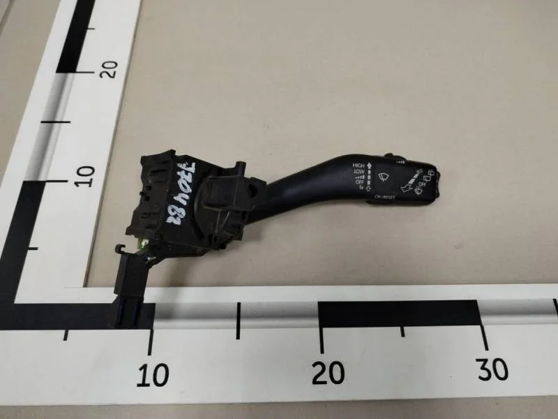 Переключатель стеклоочистителей Seat Leon (1P1) 2005-2013