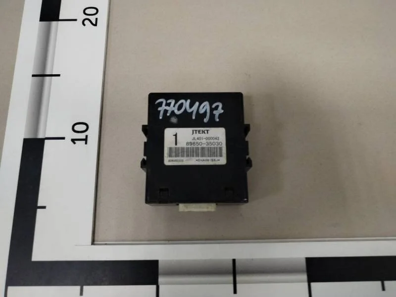 Блок электронный Toyota Land Cruiser Prado (J150) 2009>