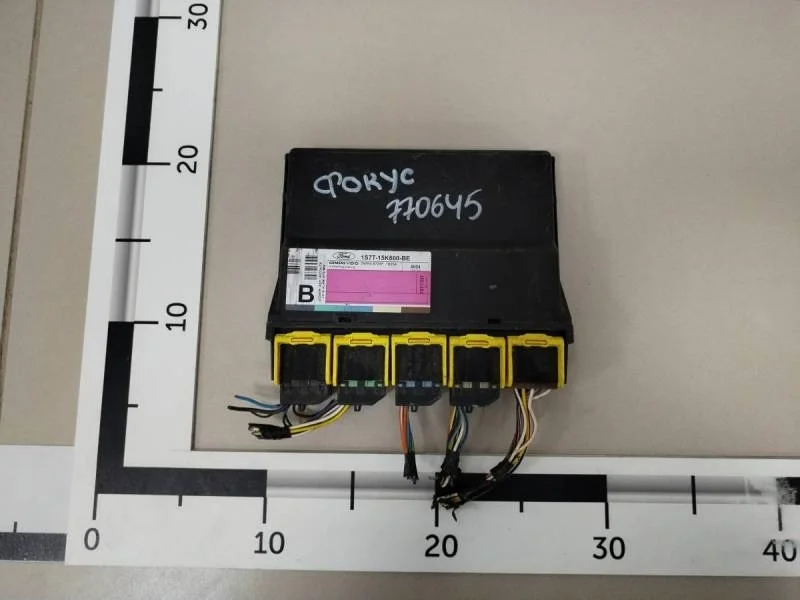 Блок управления центральным замком Ford Focus 1 1998-2004