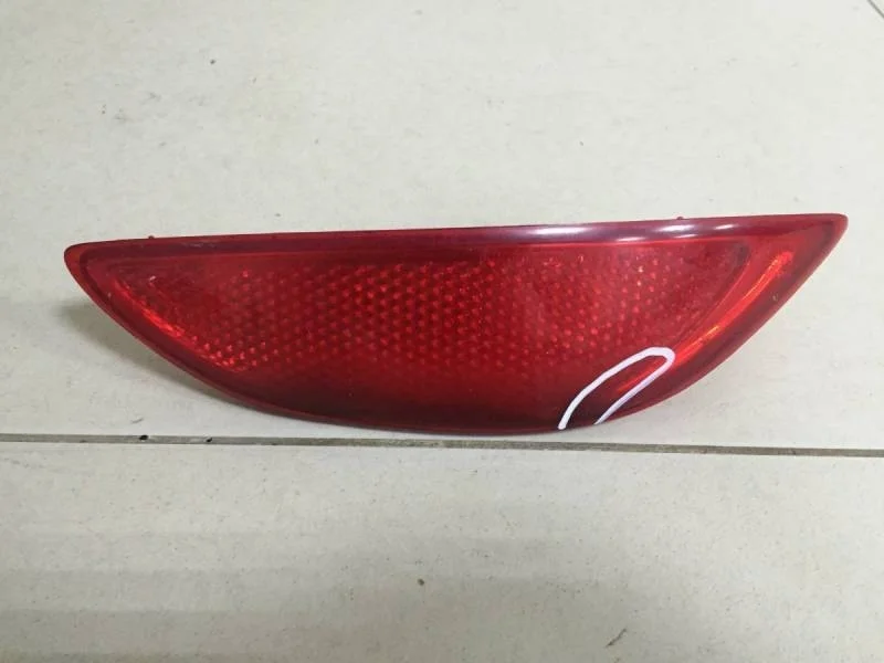 Отражатель в бампер задний правый Hyundai Solaris 2010-2017