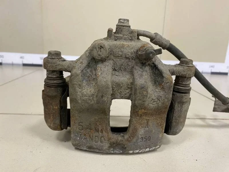 Суппорт передний левый Hyundai Solaris 2017>