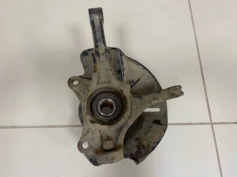 Кулак поворотный передний правый Hyundai Solaris 2017>