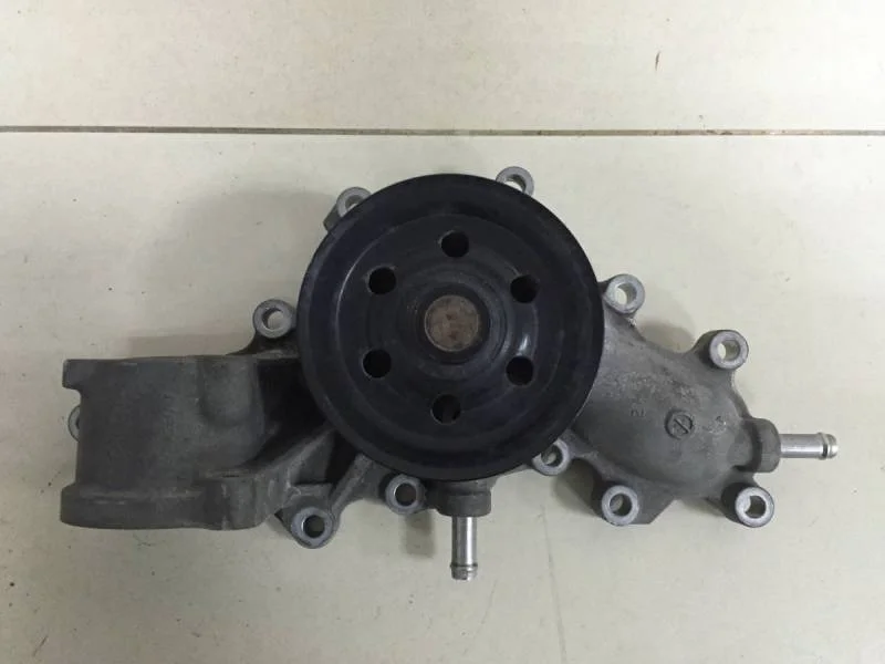 Насос водяной (помпа) Lexus LX450D/570 2015>