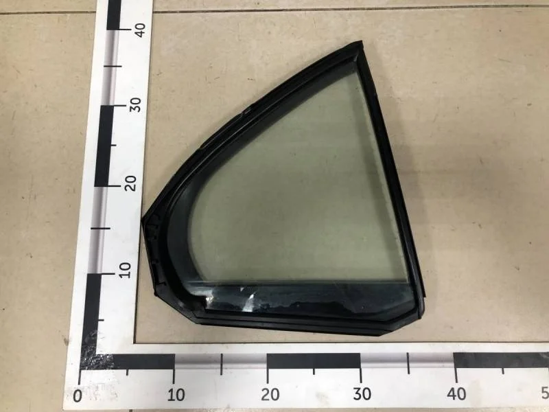 Стекло двери задней правой (форточка) Mitsubishi Lancer X (CX, CY)  2007>