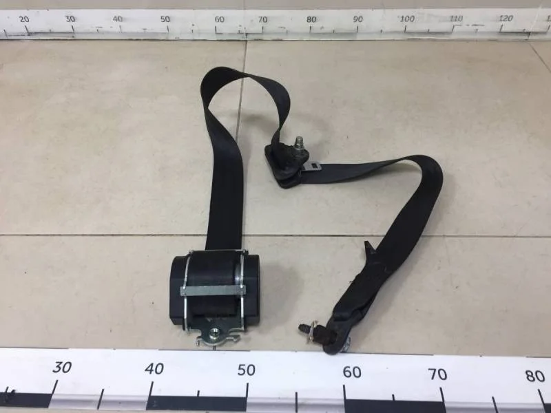 Ремень безопасности Renault Sandero 2009-2014