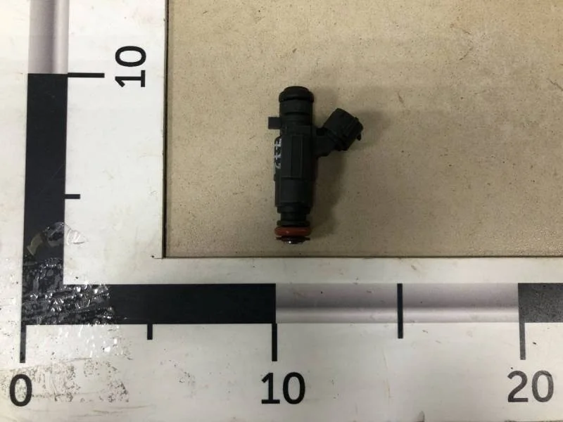 Форсунка инжекторная электрическая Audi A6 (C6) 2005-2011