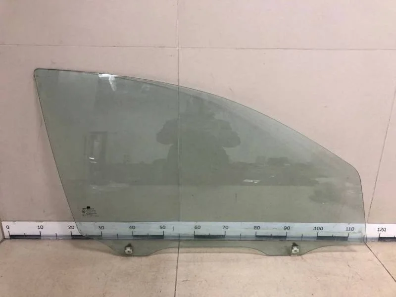 Стекло двери передней правой Chevrolet Aveo T250 2005-2011