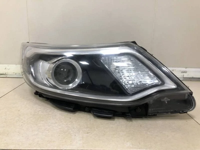 Фара правая Kia Rio 3 (UB) 2011-2017