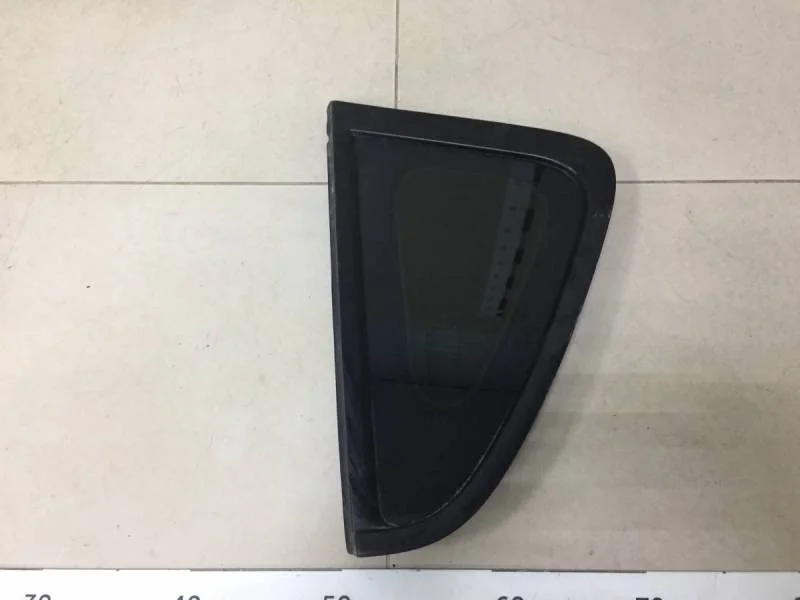 Стекло кузовное глухое левое Kia Soul (AM) 2009-2014