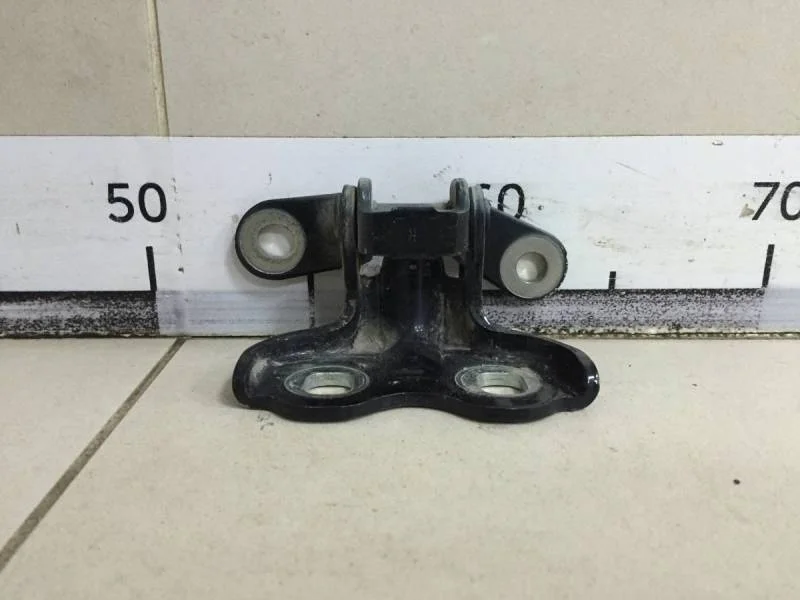 Петля двери задней правой верхняя Chevrolet Cobalt (T250) 2011-2015