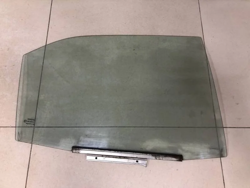 Стекло двери задней правой Toyota Camry (V50) 2011-2017