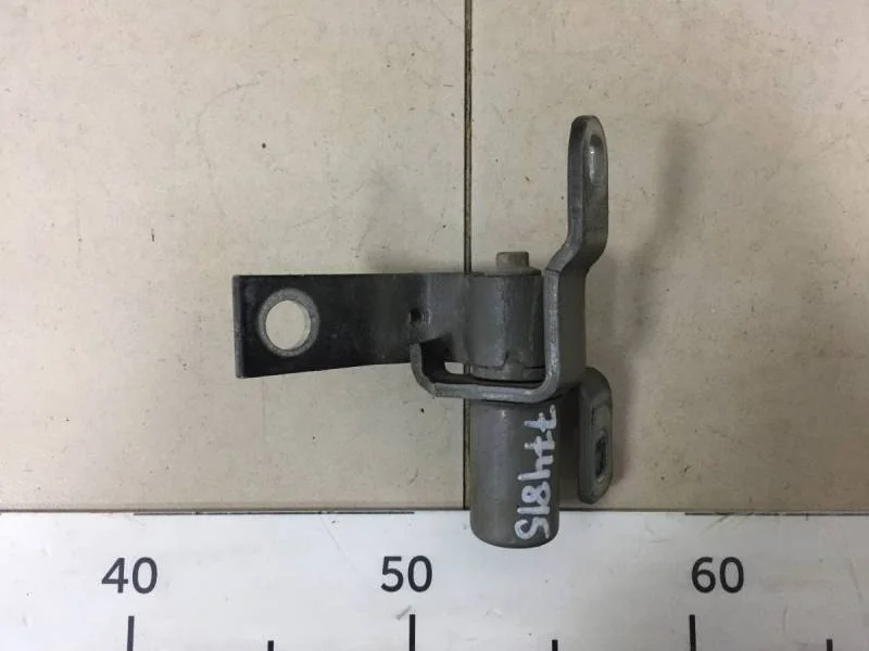 Петля двери передней правой верхняя Ford Mondeo 4 2007-2015