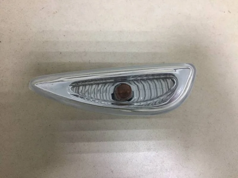 Повторитель на крыло Hyundai Solaris 2017>