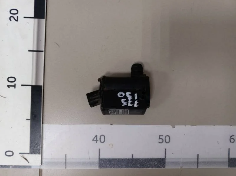 Насос омывателя Kia Rio 3 (UB) 2011-2017