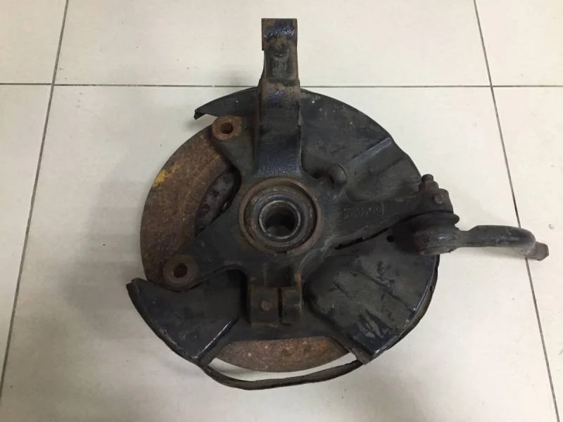 Кулак поворотный передний правый Mazda CX-7 (ER) 2006-2012