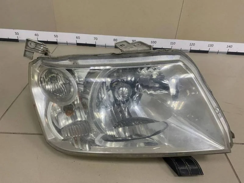 Фара правая Suzuki Grand Vitara 2005-2015